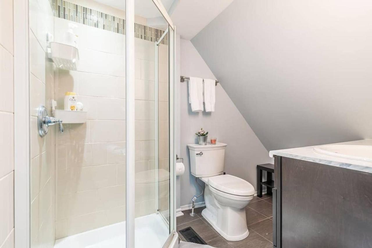 Ferienwohnung Newly Renovated - Modern 1Br With Rooftop Terrace! Ottawa Exterior foto